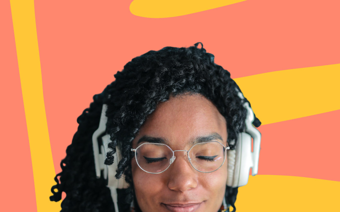 24 Podcasts that will make you smarter and happier