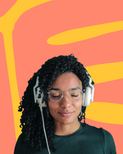 24 Podcasts that will make you smarter and happier